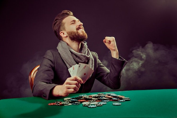 Antarmuka permainan Bali Vacation di dindongtogel dengan simbol tropis dan gulungan permainan
